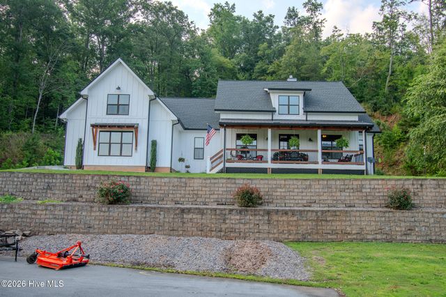1455 Upper Peachtree Road, Murphy, NC 28906