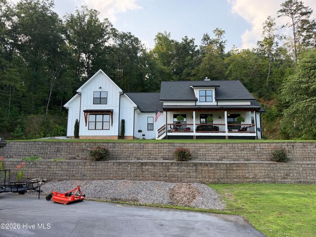 1455 Upper Peachtree Road, Murphy, NC 28906