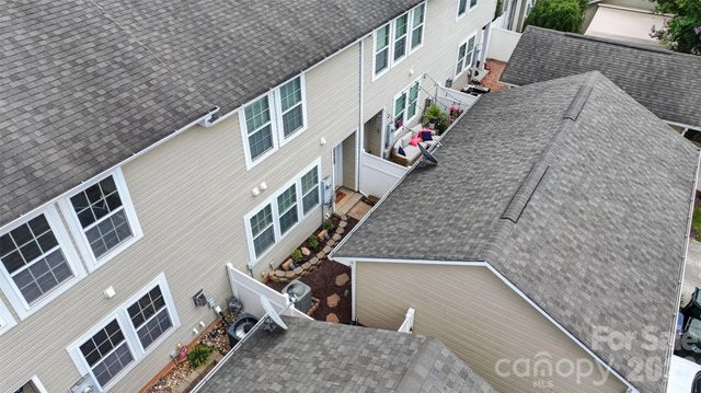 18347 The Commons Boulevard 3203, Cornelius, NC 28031