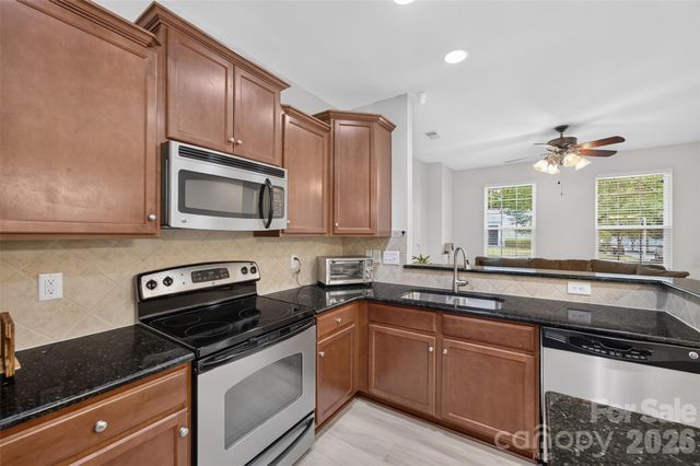 18347 The Commons Boulevard 3203, Cornelius, NC 28031