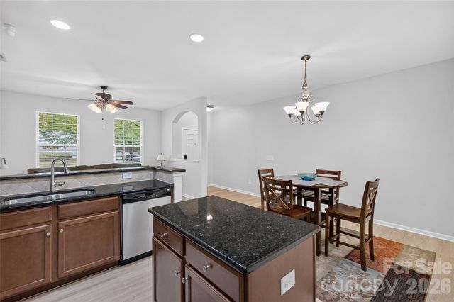 18347 The Commons Boulevard 3203, Cornelius, NC 28031