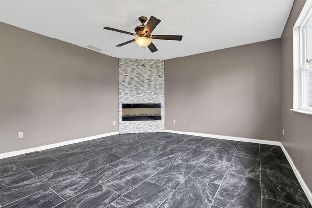 6947 Storm Boat Lane, Canal Winchester, OH 43110