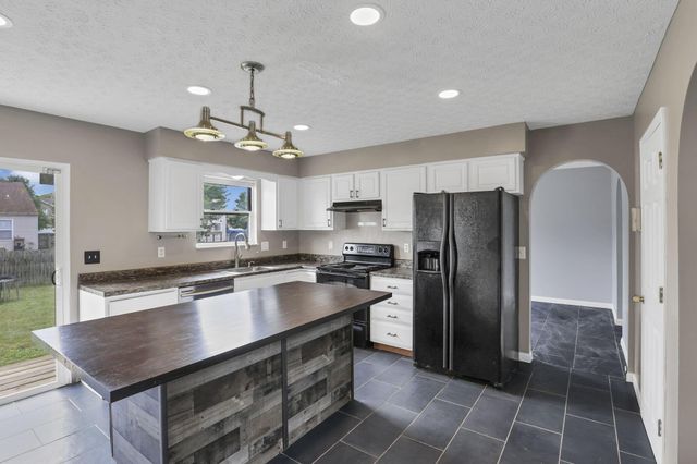 6947 Storm Boat Lane, Canal Winchester, OH 43110