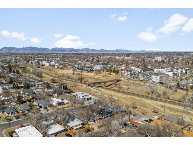 1030 Stuart St, Denver, CO 80204