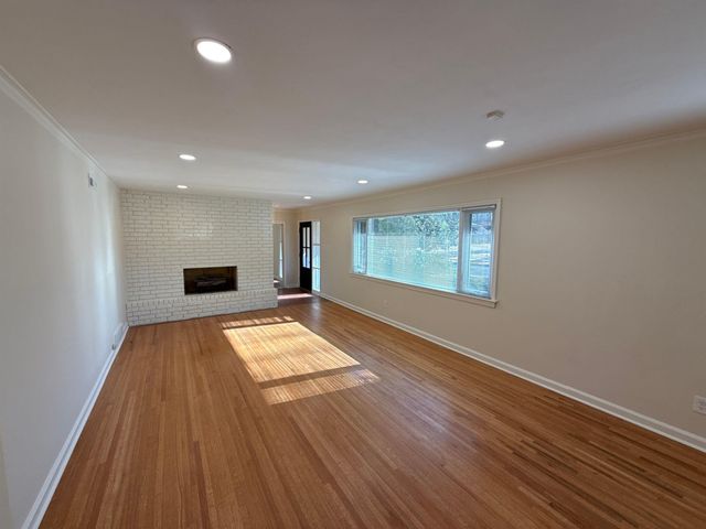 207 GARDENIA CV, Memphis, TN 38117