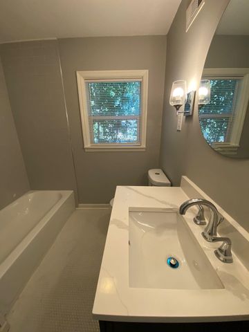 207 GARDENIA CV, Memphis, TN 38117