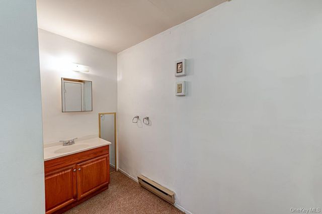 209 Cabot Court S, Saint James, NY 11780