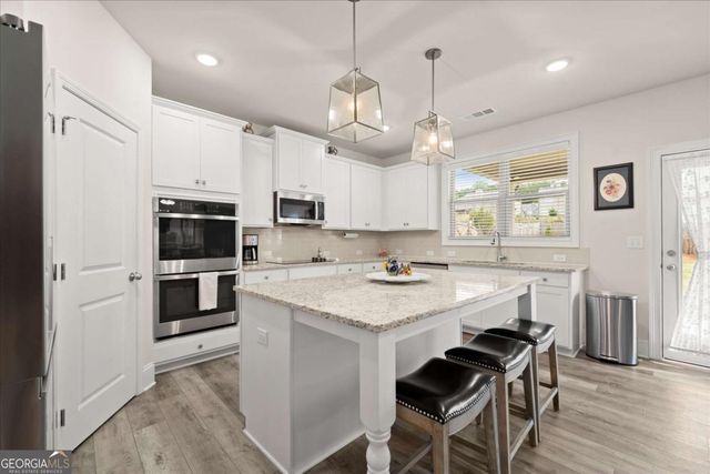 1871 Silver Crest Way, Hoschton, GA 30548