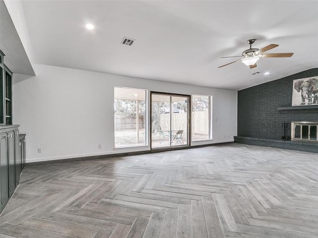 1318 Alviola Avenue, Midwest City, OK 73110