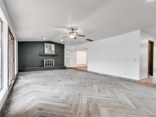 1318 Alviola Avenue, Midwest City, OK 73110