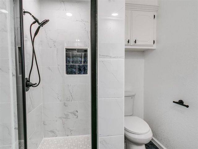 1318 Alviola Avenue, Midwest City, OK 73110