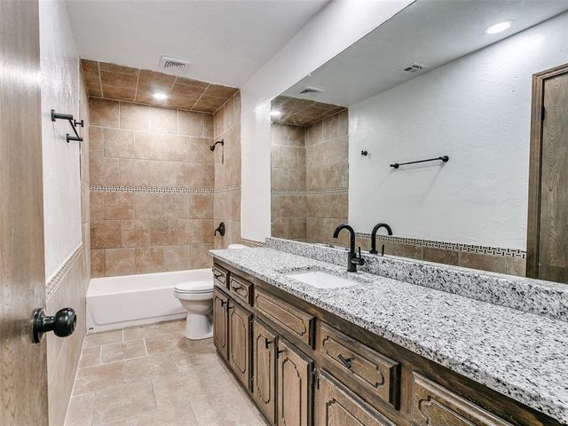 1318 Alviola Avenue, Midwest City, OK 73110