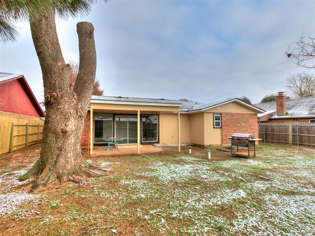 1318 Alviola Avenue, Midwest City, OK 73110