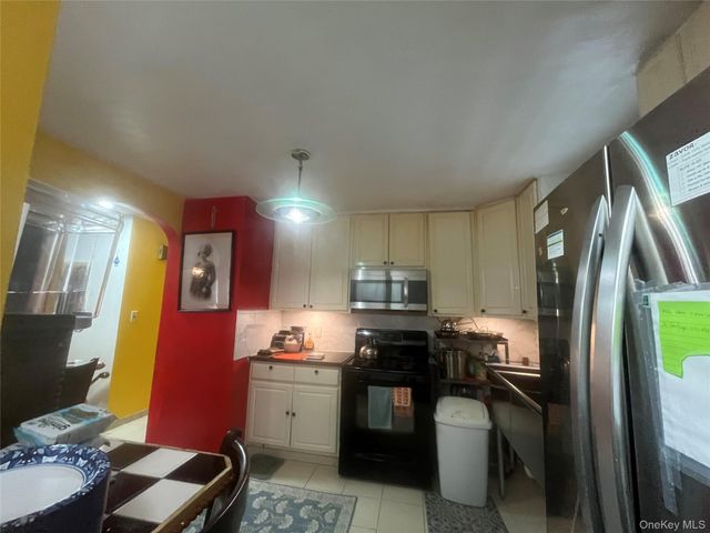 619 E 86th Street, Brooklyn, NY 11236