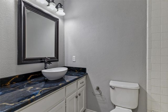 630 Lakewood Drive, Allen, TX 75002