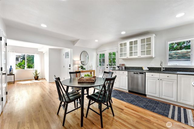 3830 NE 123rd Street, Seattle, WA 98125
