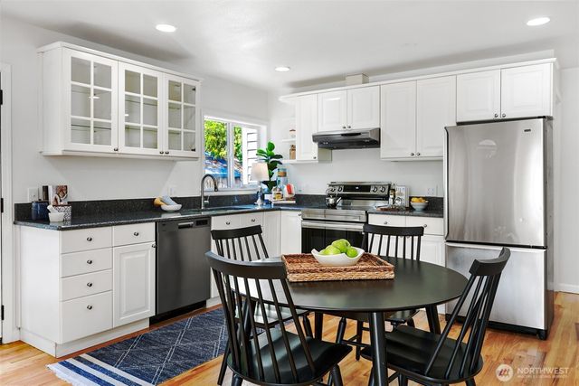 3830 NE 123rd Street, Seattle, WA 98125