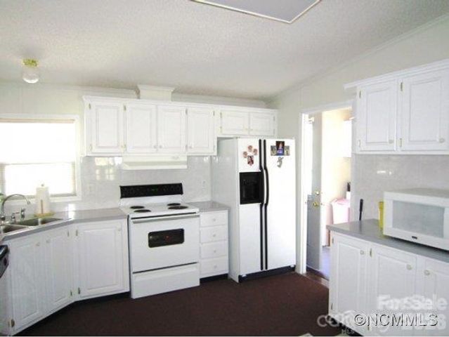 36 E Ponder Way, Weaverville, NC 28787