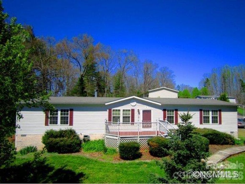 36 E Ponder Way, Weaverville, NC 28787