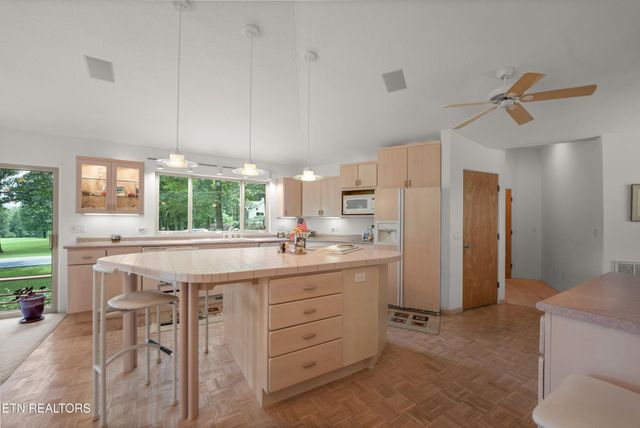 10 Berkeley, Crossville, TN 38558