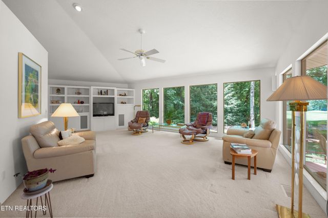 10 Berkeley, Crossville, TN 38558