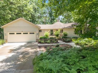 10 Berkeley, Crossville, TN 38558