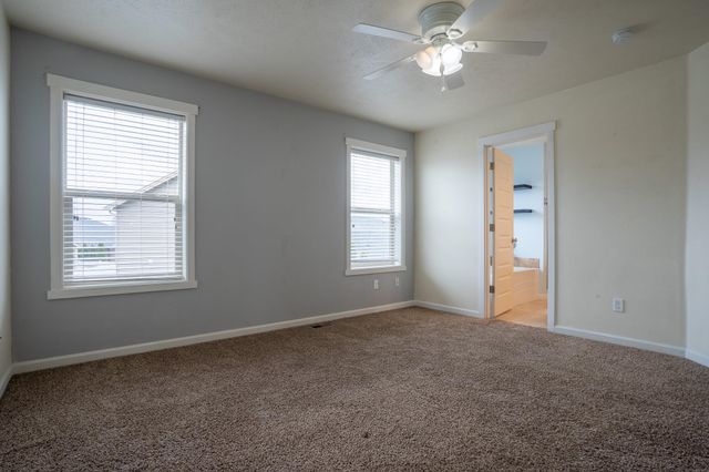 9005 W Silver St, Cheney, WA 99004