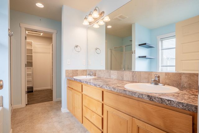 9005 W Silver St, Cheney, WA 99004