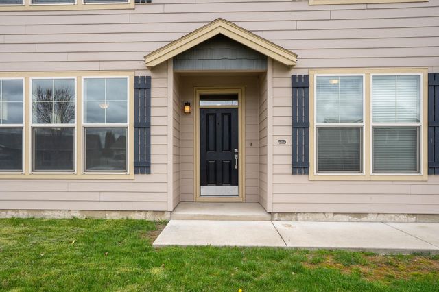 9005 W Silver St, Cheney, WA 99004