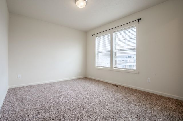 9005 W Silver St, Cheney, WA 99004