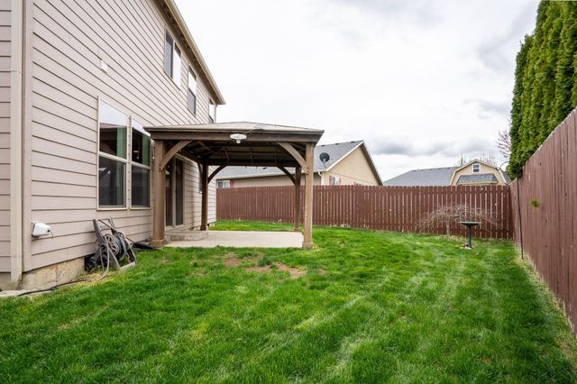 9005 W Silver St, Cheney, WA 99004