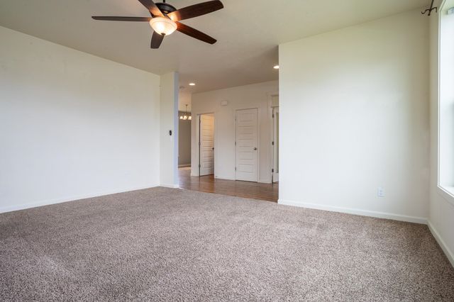 9005 W Silver St, Cheney, WA 99004