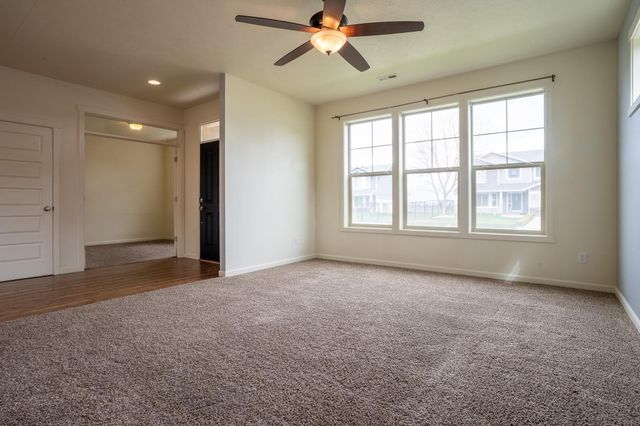 9005 W Silver St, Cheney, WA 99004