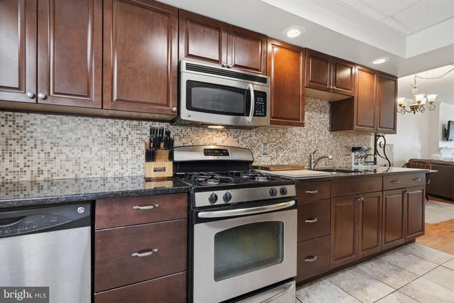 2994 EDGEMONT ST, Philadelphia, PA 19134
