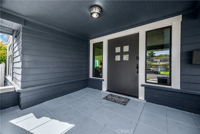 2301 9th, Los Angeles, CA 90018