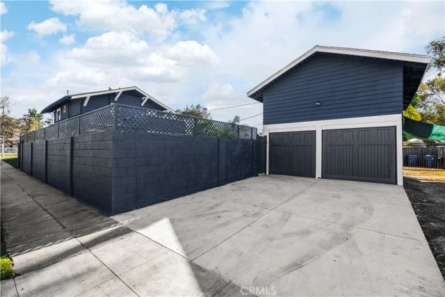 2301 9th, Los Angeles, CA 90018