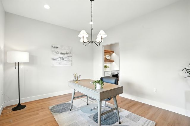 1700 Green Oak Pass, Tiffin, IA 52340