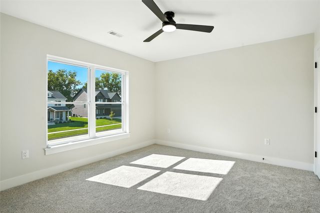 1700 Green Oak Pass, Tiffin, IA 52340