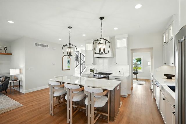 1700 Green Oak Pass, Tiffin, IA 52340