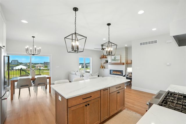 1700 Green Oak Pass, Tiffin, IA 52340