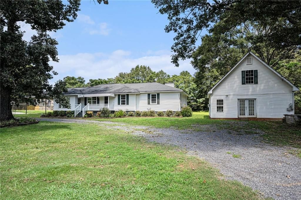 12178 Brown Bridge Road, Covington, GA 30016