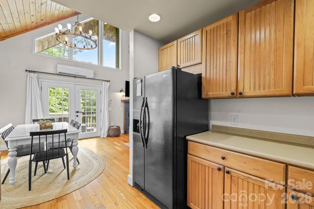 576 Grizzly Ridge, Bryson City, NC 28713