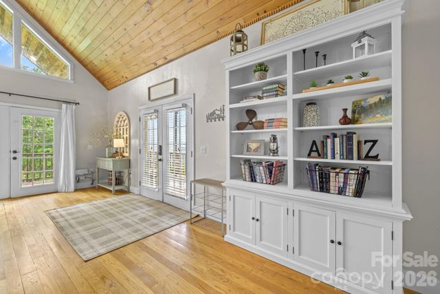 576 Grizzly Ridge, Bryson City, NC 28713