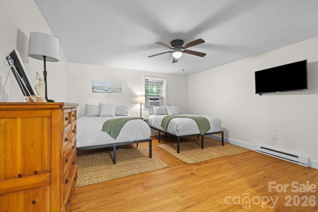 576 Grizzly Ridge, Bryson City, NC 28713