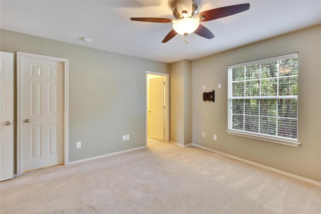 2212 Melissa Oaks LN, Austin, TX 78744