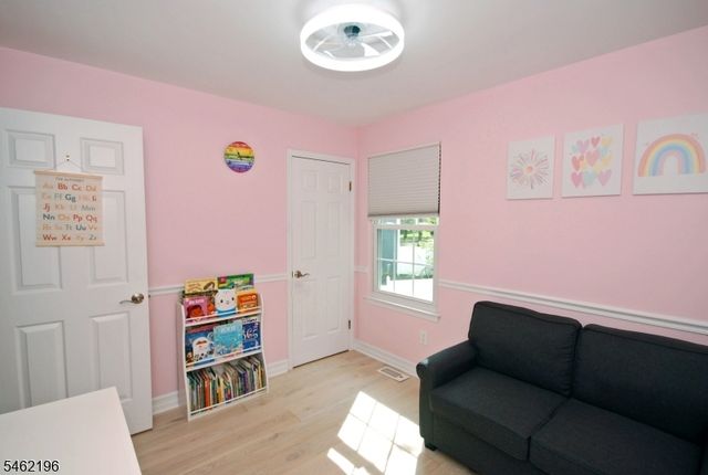 39 Susquehanna Trl, Branchburg Twp., NJ 08876