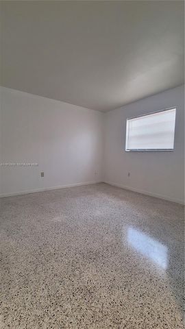 34 E 21st St 1, Hialeah, FL 33010