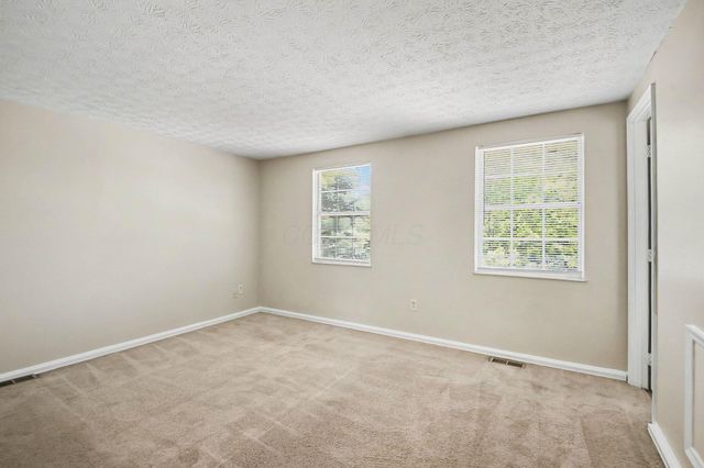 6378 Barnside Drive, Canal Winchester, OH 43110