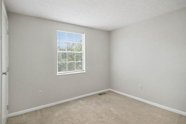 6378 Barnside Drive, Canal Winchester, OH 43110