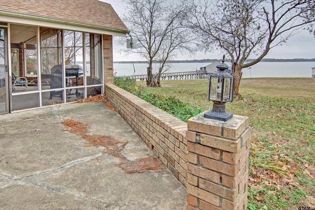 520 Rs County Road 3445, Emory, TX 75440